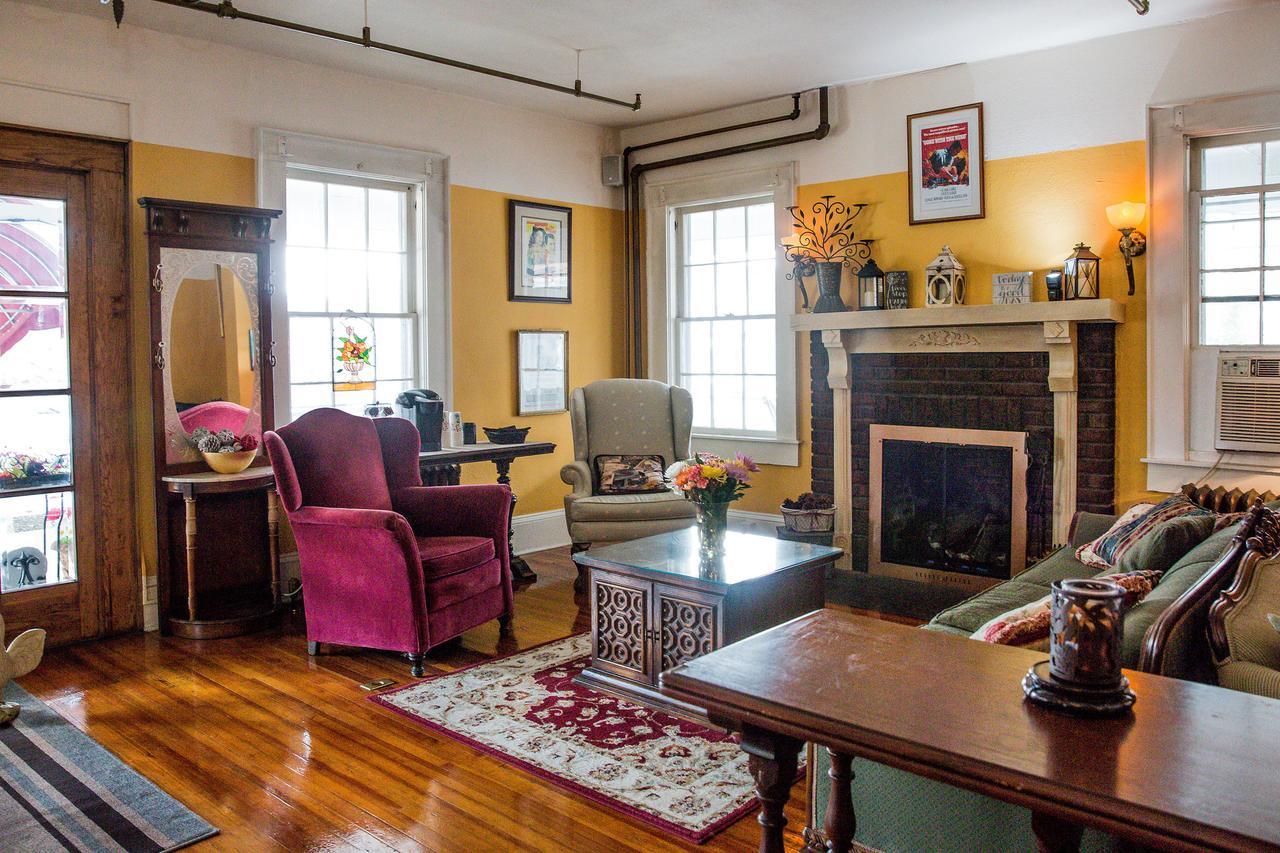 The Henderson Bed & Breakfast Hendersonville Luaran gambar